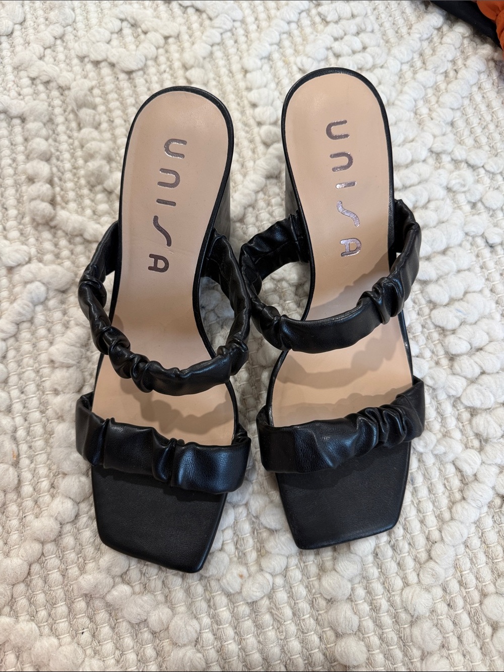 Unisa Black heels size 8 never worn Nordstrom rack